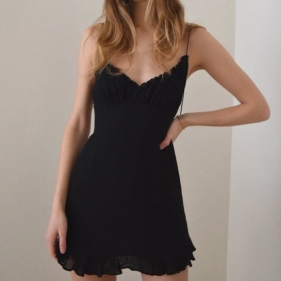 ⭐️HostPic⭐️Esther dress ReformationStyles - Picture 4 of 12